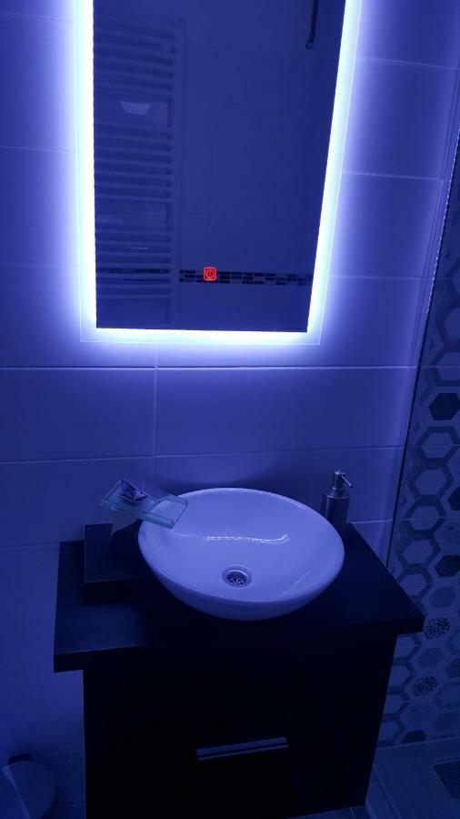Gutenberg Utca Apartman Сегед Екстер'єр фото